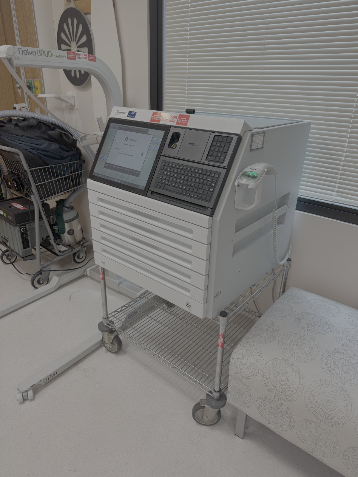 Omnicell machine